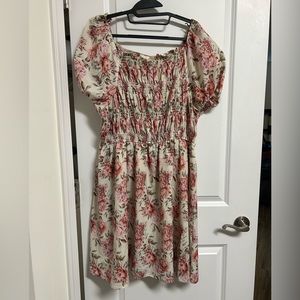 Floral ruched dress